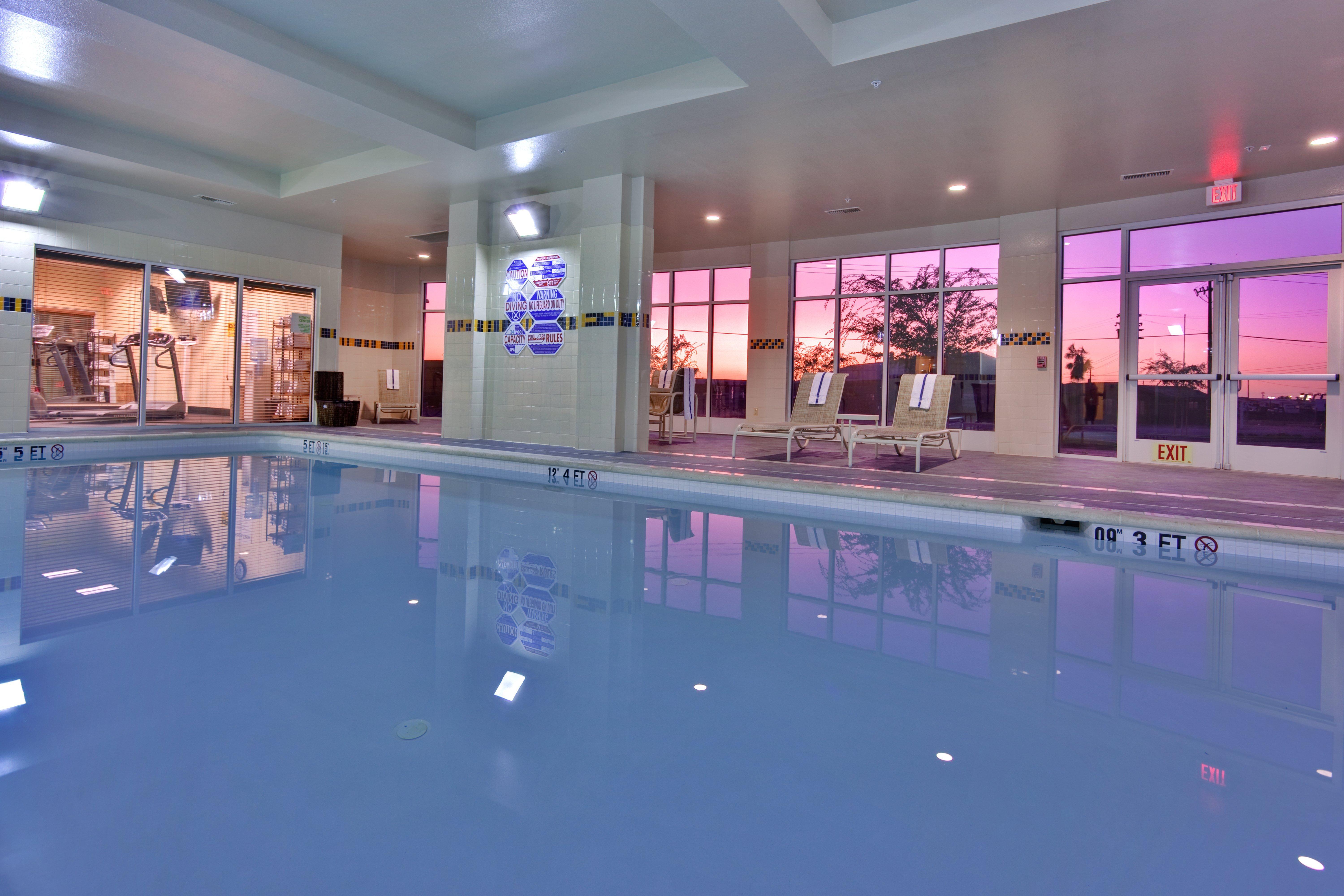 Holiday Inn & Suites Bakersfield, An Ihg Hotel Bekvämligheter bild
